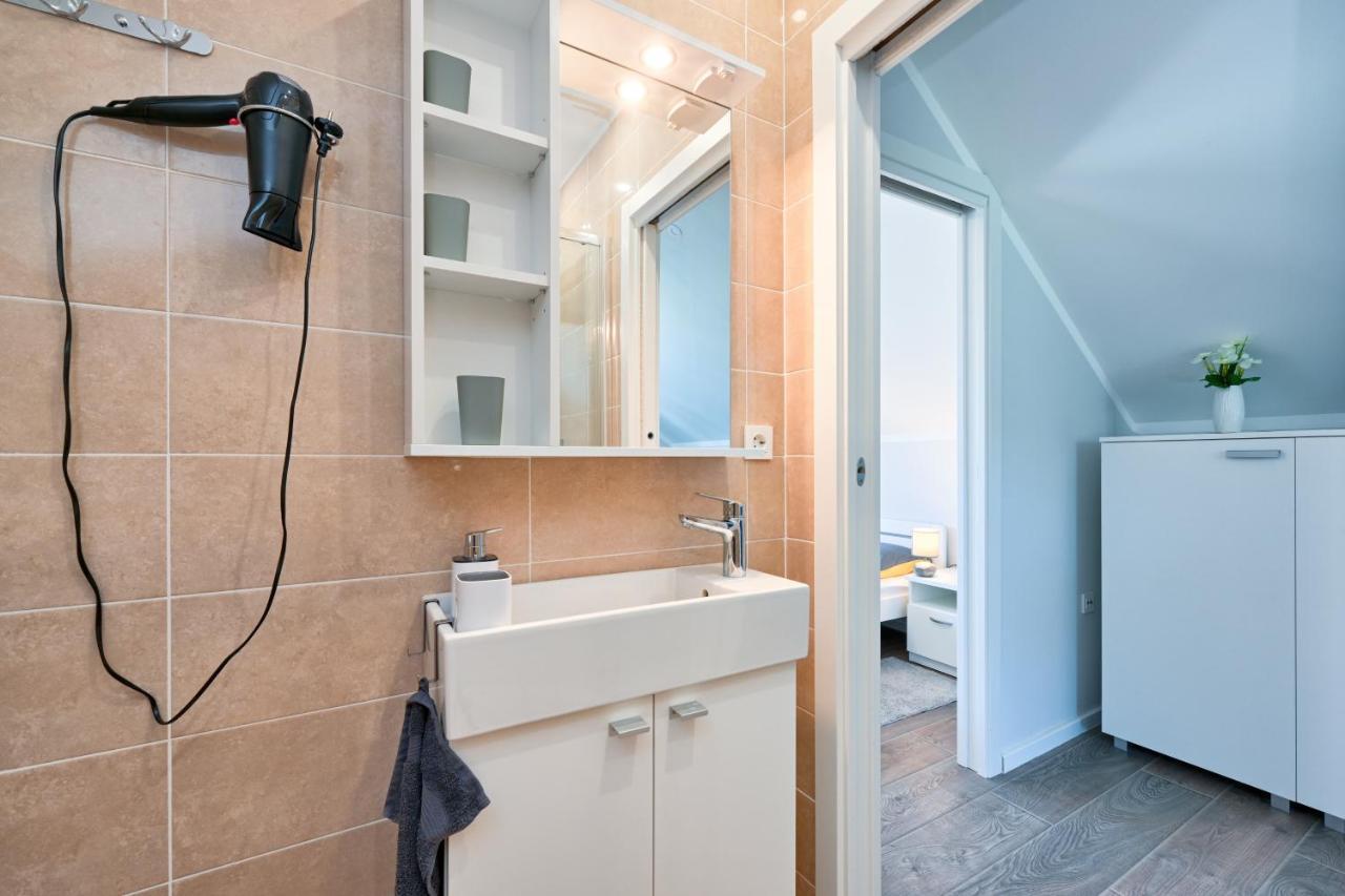 Villa Cvetkova Hiza Sa Jacuzzijem à Tuheljske Toplice Extérieur photo